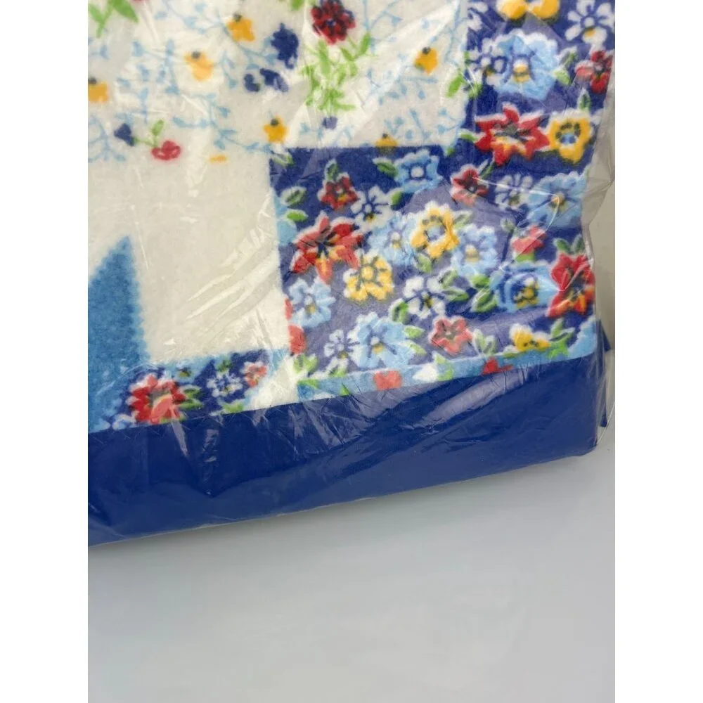 Beacon Blanket NEW Star Patch Blue Floral TWIN/FULL Size 72x90 Country Farmhouse